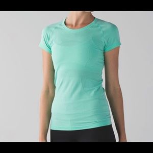 Lulu lemon swiftly tech s/s shirt size 10